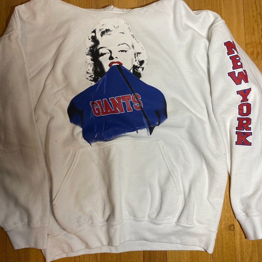 Marilyn Monroe NFL Giants Hoodie Size Large